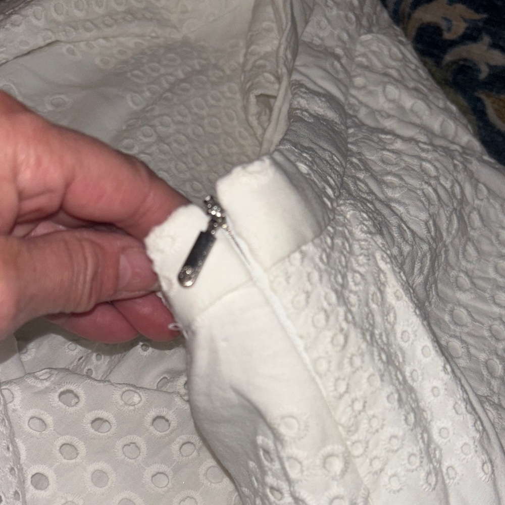 Trina Trunk Elegant White Eyelet Skirt size 6 - Picture 6 of 8